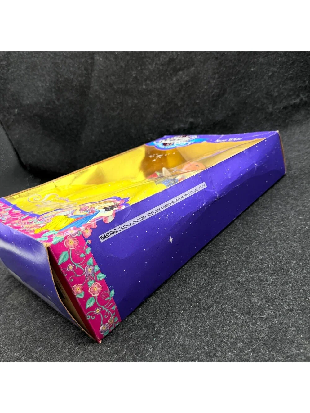 Disney Snow White Special Sparkles Barbie Doll By Mattel New In Damaged Box